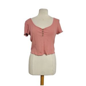 Aeropostale slightly cropped shirt 